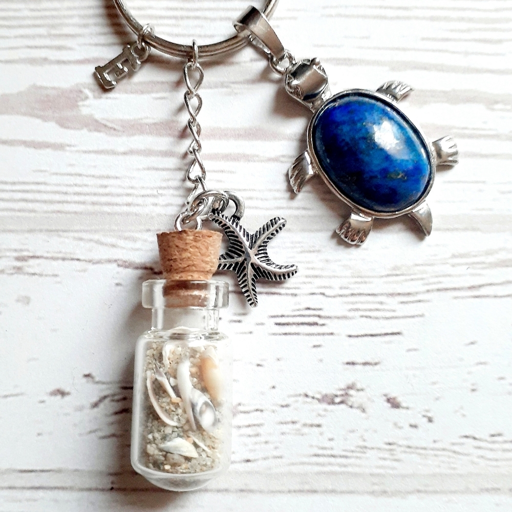 Letter "E" Ocean-Theme Keychain - Picture 2 of 4